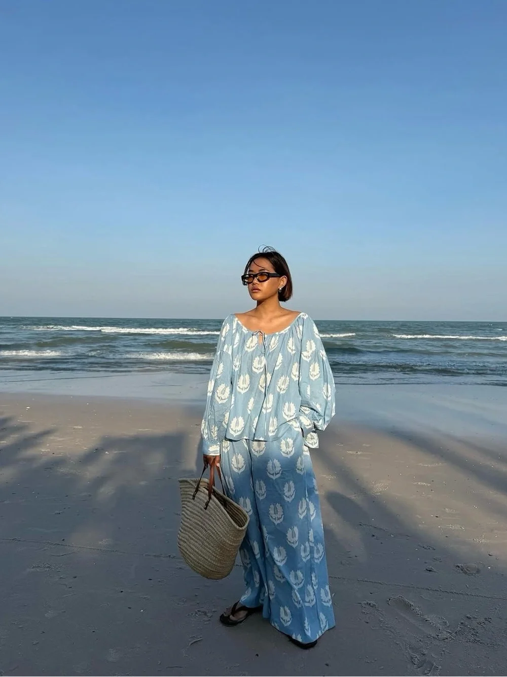 Daughters of India Ria Blouse - Picture 2 of 7